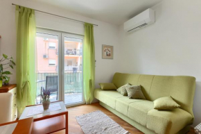 Peach Apartment